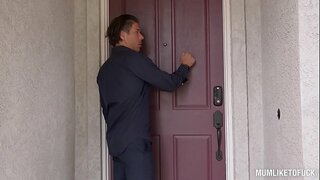 ���મ્મી મારે તને ચોદવિ છે ઈવા Notty crams તેના ચુસ્ત ભોસ ચુત સાથે મોટા ડિક જ્યારે તેના બોબલા આધિપત્ય