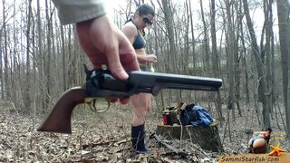 Фермийн Охин нь Галт зэвсэг