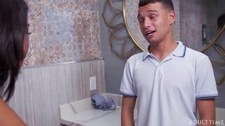 ���ਿਯੇਨ੍ਨਾ ਕਾਲੇ ਫੜਿਆ ਹੈ, ਉਸ ਦੀ ਬੱਡੀ Wacking ਨਾਲ ਬੰਦ ਉਸ ਦੇ ਪਿਆਉਣ ਅੰਗੀ!